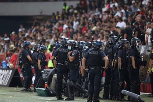 库尔图瓦揭示阿隆索与皇马更衣室的真实关系