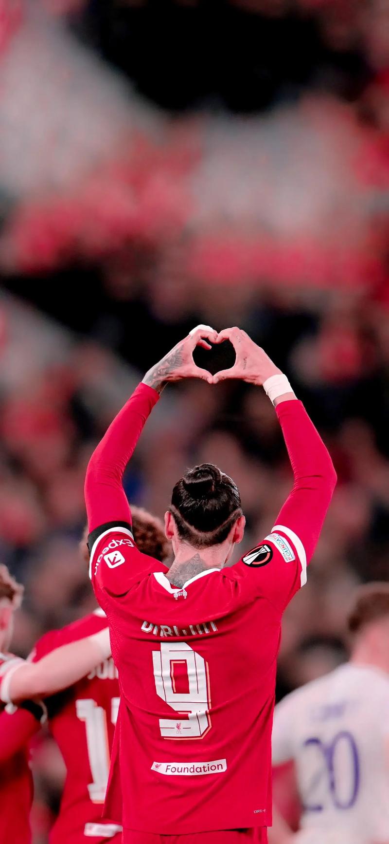 队报法国海外球员欧冠之夜：射手盛宴