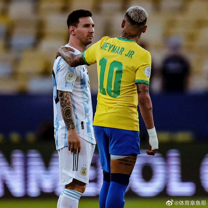 拜仁球星莱默尔复刻施魏因施泰格经典脚后跟破门