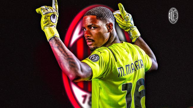 邓弗里斯：希望两到三周内复出，我们的球队就像一个大家庭