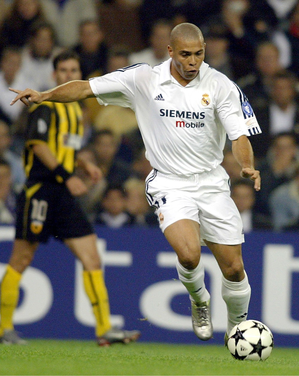 TA：曼联在英超比赛中控球率较低时，往往能取得更好的结果