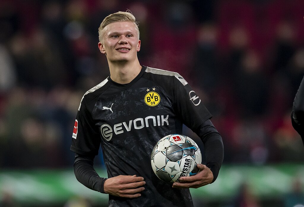 范德芬欧冠长途奔袭一条龙破门当选热刺11月最佳进球，获81%投票背后隐藏的训练秘密！