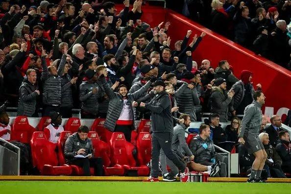 法比奥晒照：仔细看我受伤的右膝，你就知道我们队付出了一切