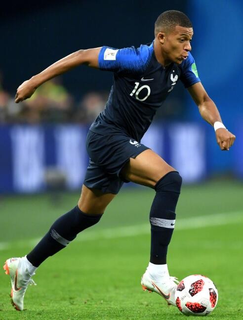 NBA最佳阵容公布：湖人球员入选,