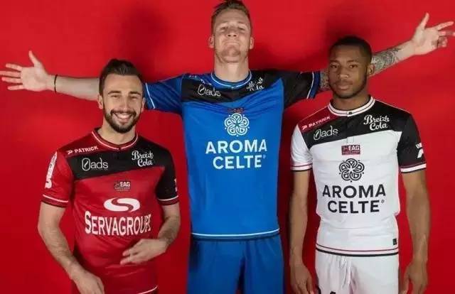 独行侠队记：浓眉表示他计划出战明天对阵火箭的背靠背比赛