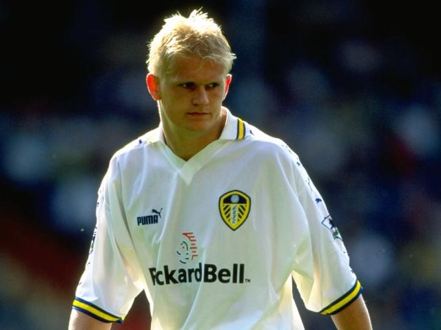 记者：兰克尔-泽经常在赛前要钱，首发迟迟不定也有他的原因