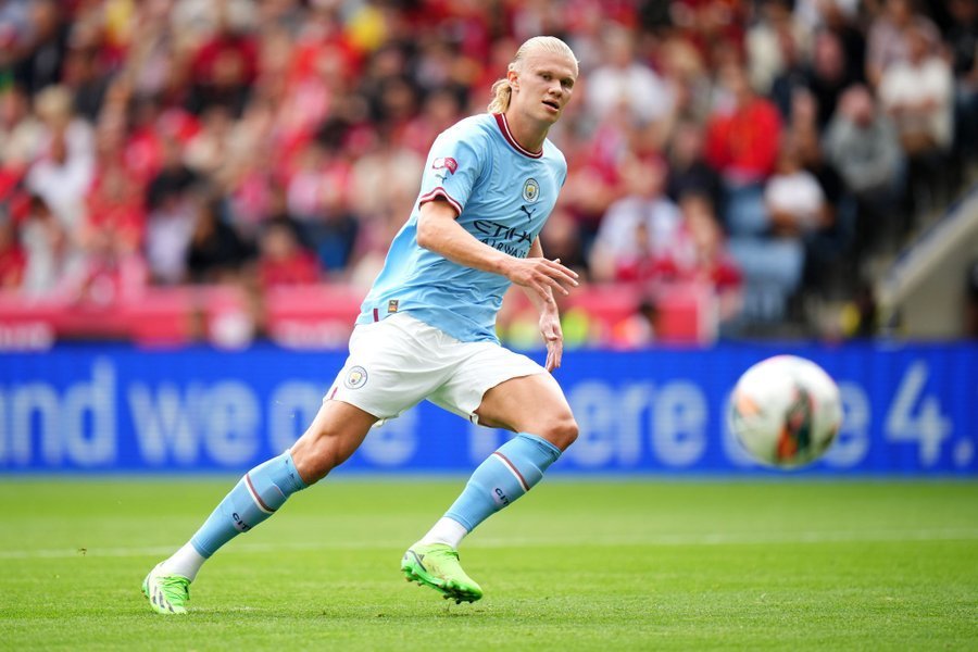 官方：阿森纳签下16岁金特罗兄弟，两人于2027年正式加盟